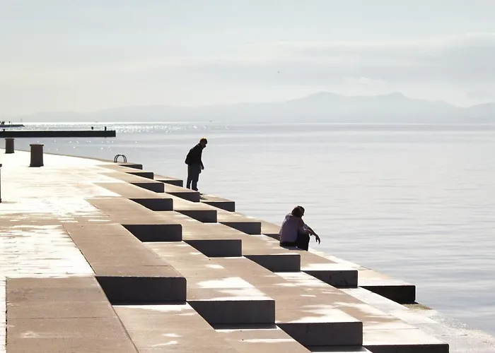 By The Sea - 19500 Apartman *