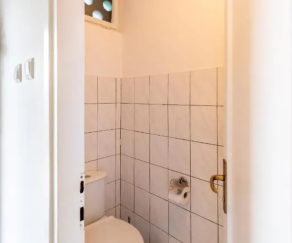 By The Sea - 19500 Apartman *