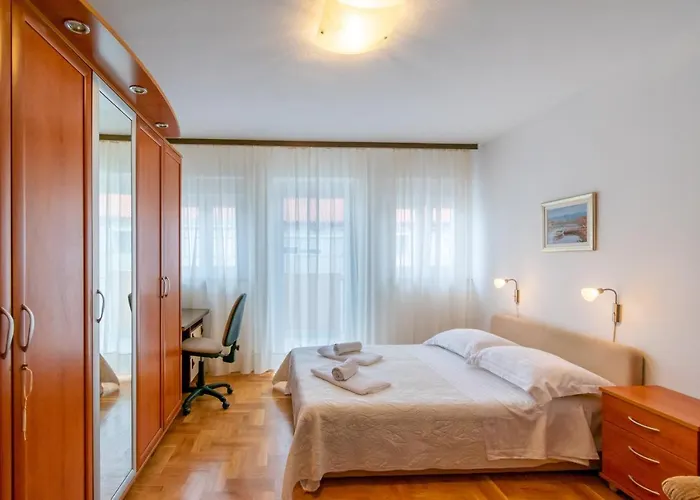 Apartman By The Sea - 19500 *