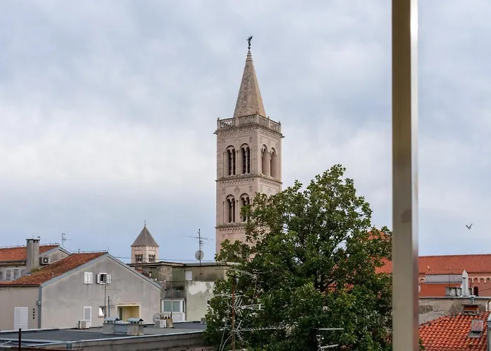 By The Sea - 19500 * Zadar